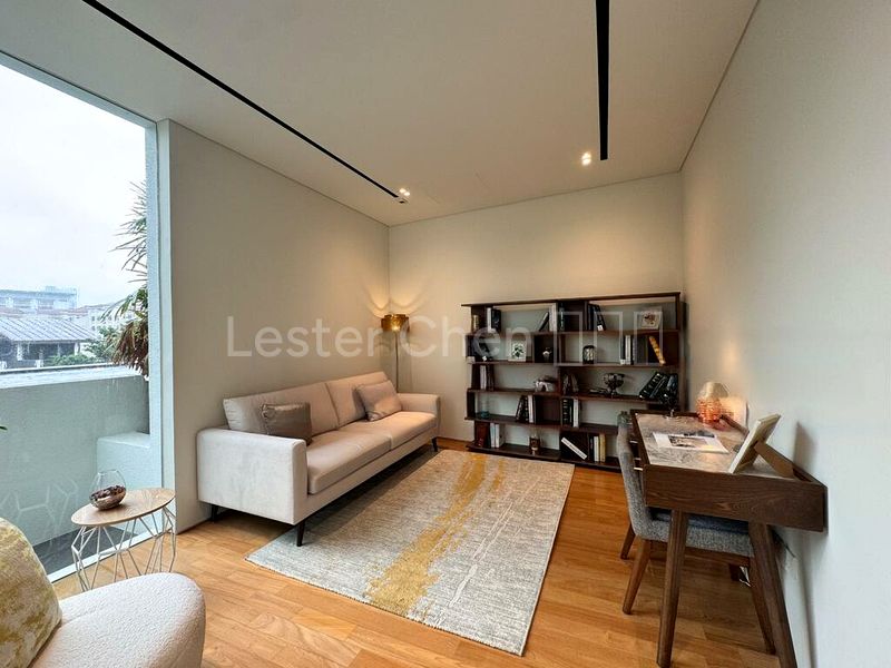 6 Bed Bungalow (Landed) for Sale in  Goldhill Plaza - Image 4